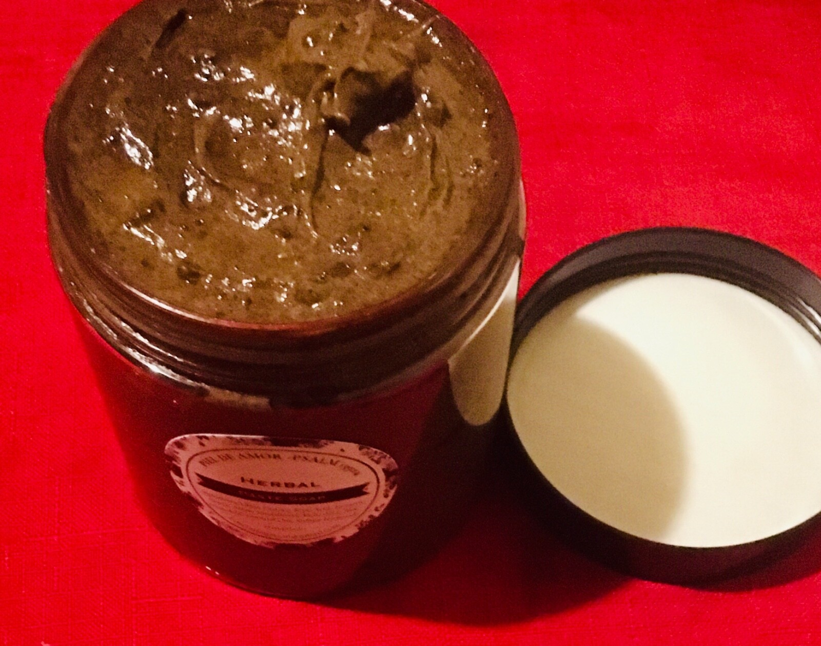 Piel De Amor Herbal Instant Brightening Hand Made Paste Soap. Size 80z