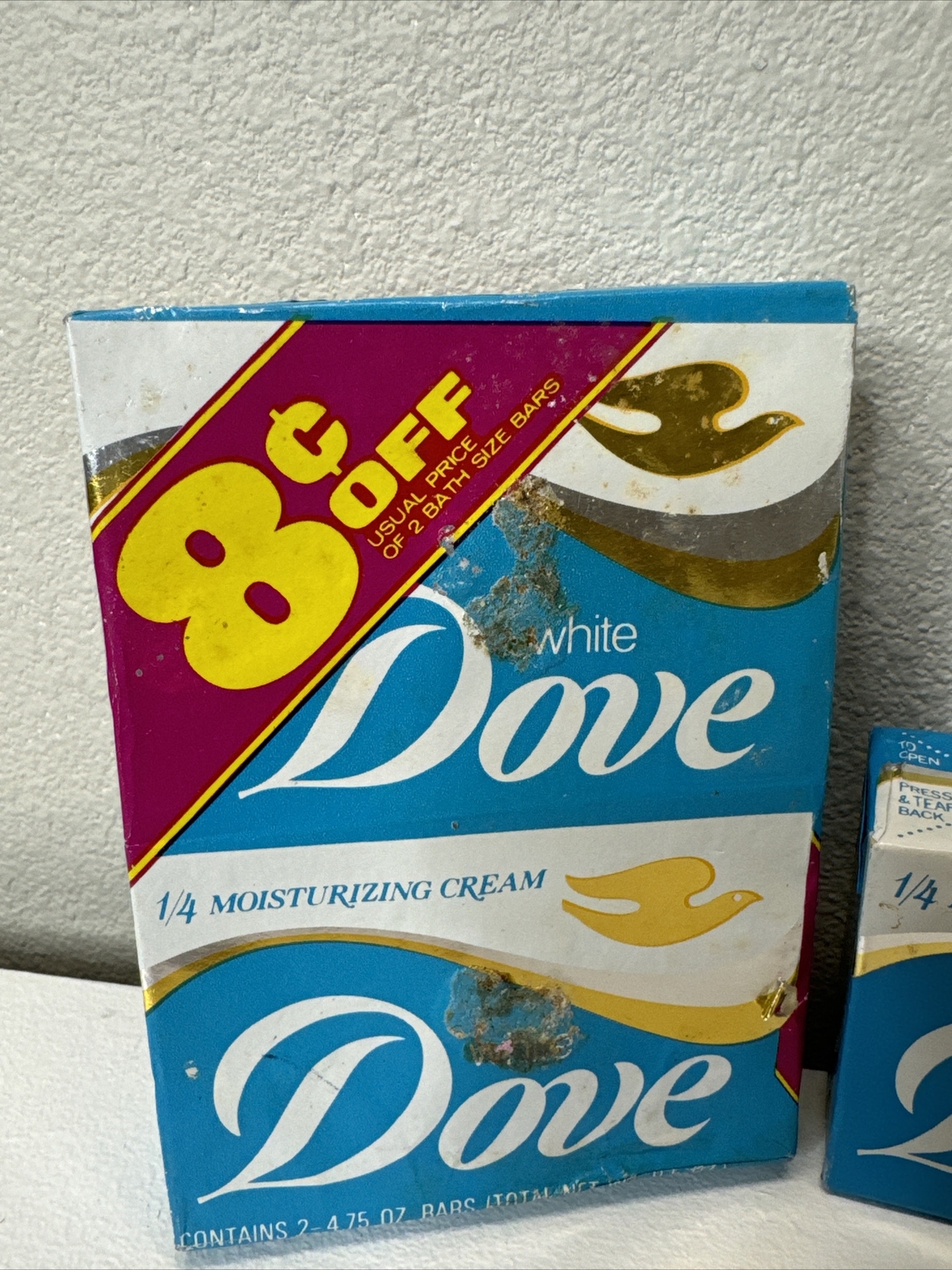 3 Vintage Dove Beauty Soap Bath Bars White 1/4 Moisturizing Cream 4.75 oz Prop