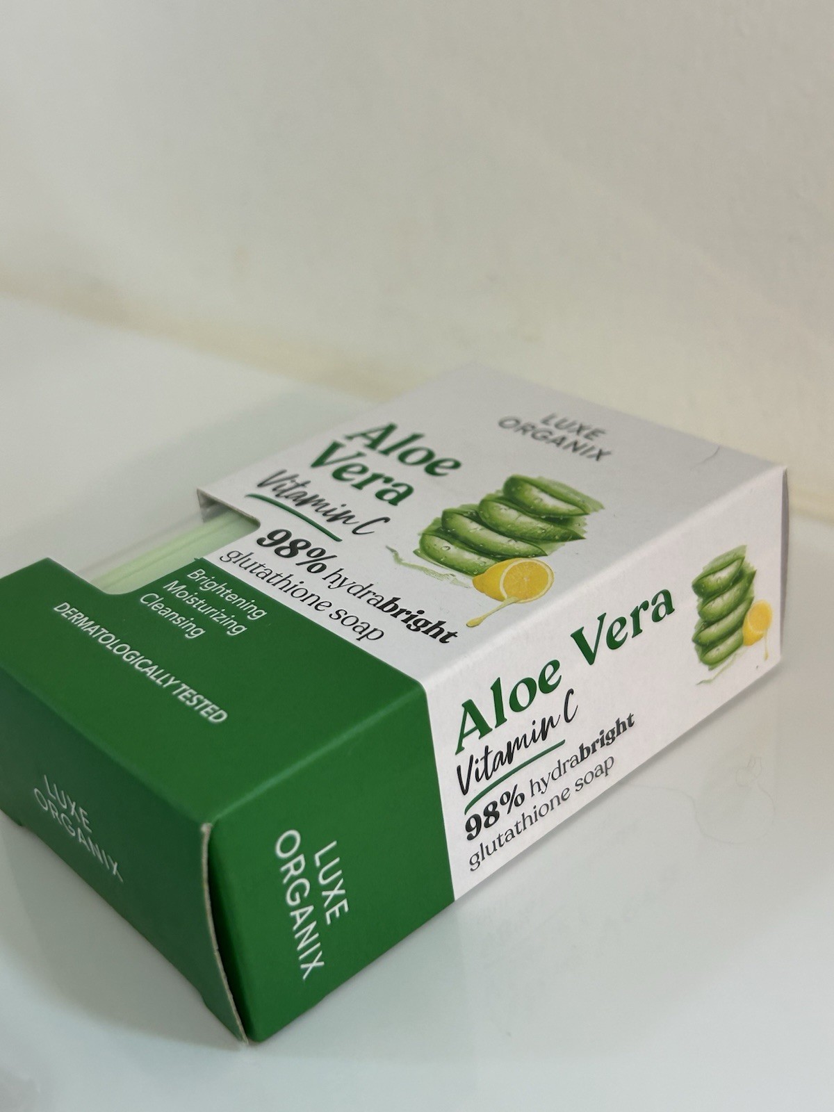 Luxe Organix Aloe Vera Vitamin C Glutathione Soap Bar Moisturizing Brightening
