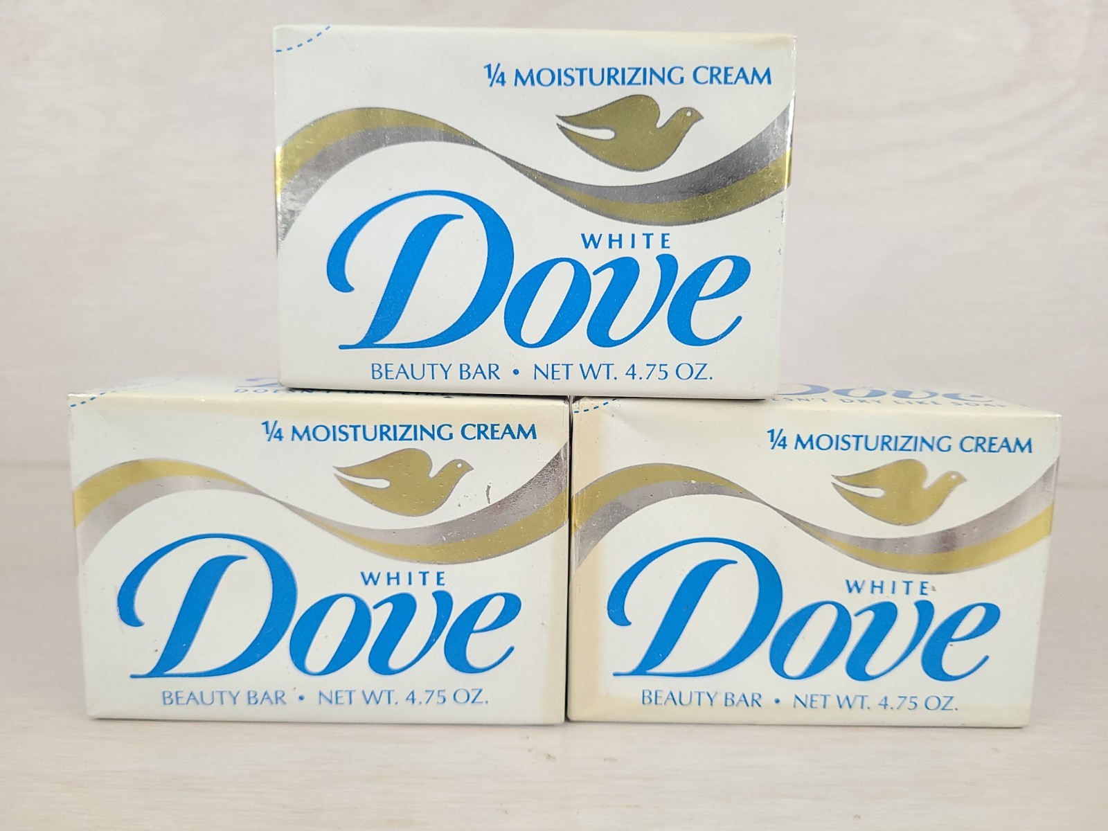 Vintage Dove Soap Bath Bar White 1/4 Moisturizing Cream 3- 4.75oz New Old Stock