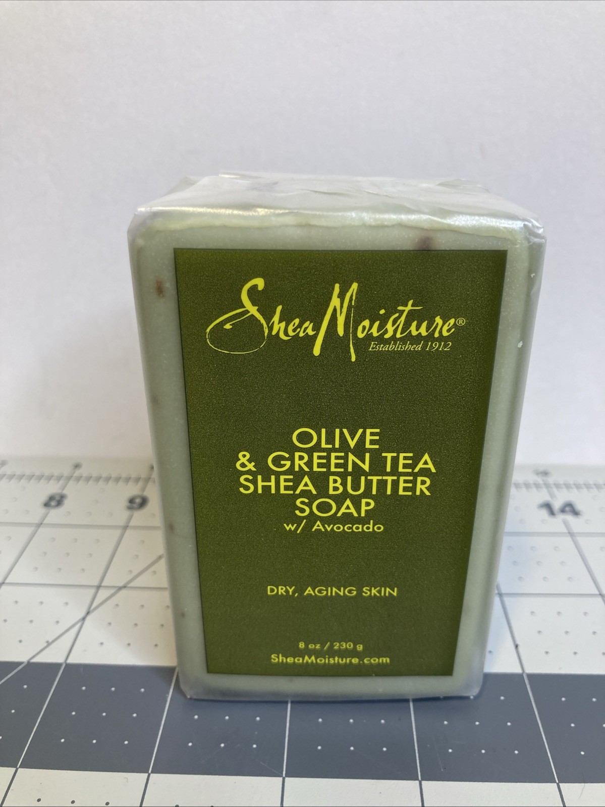 Shea Moisture Olive & Green Tea Shea Butter w Avocado Dry Aging Skin 8 oz