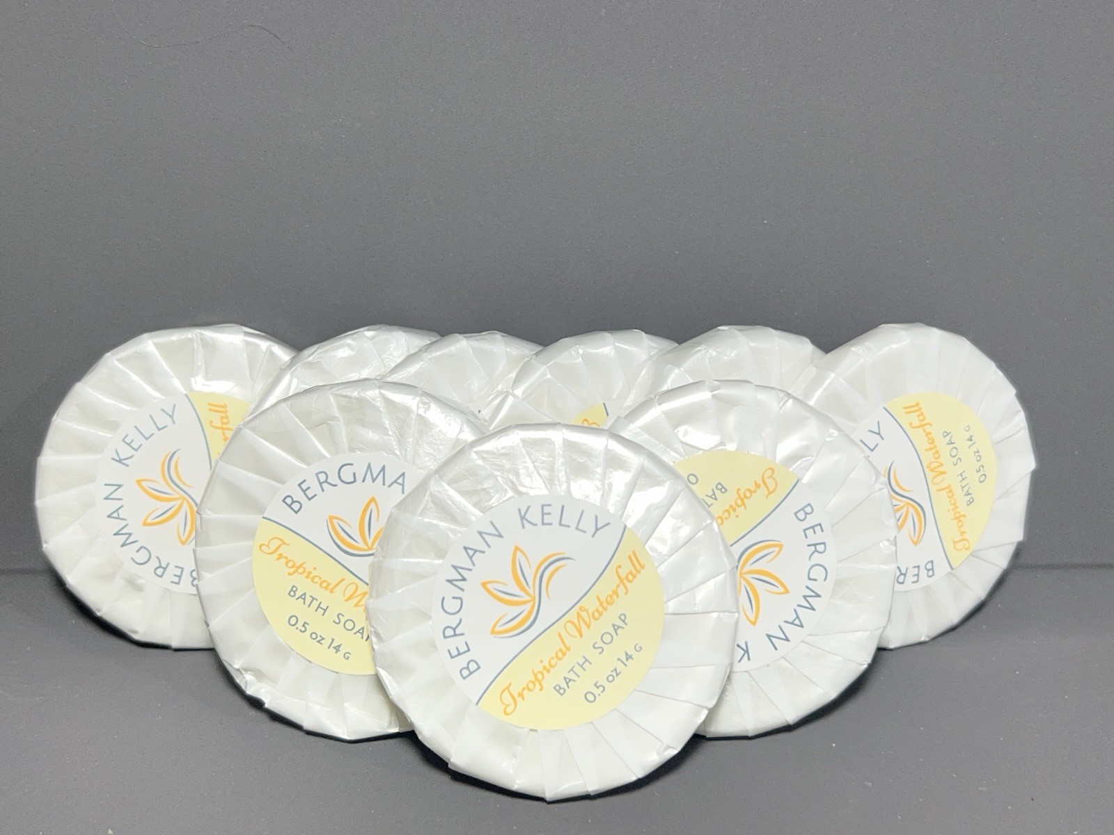 Bergman Kelly Miniature Travel Bath Soap 0.5 oz Tropical Waterfall Lot of 32