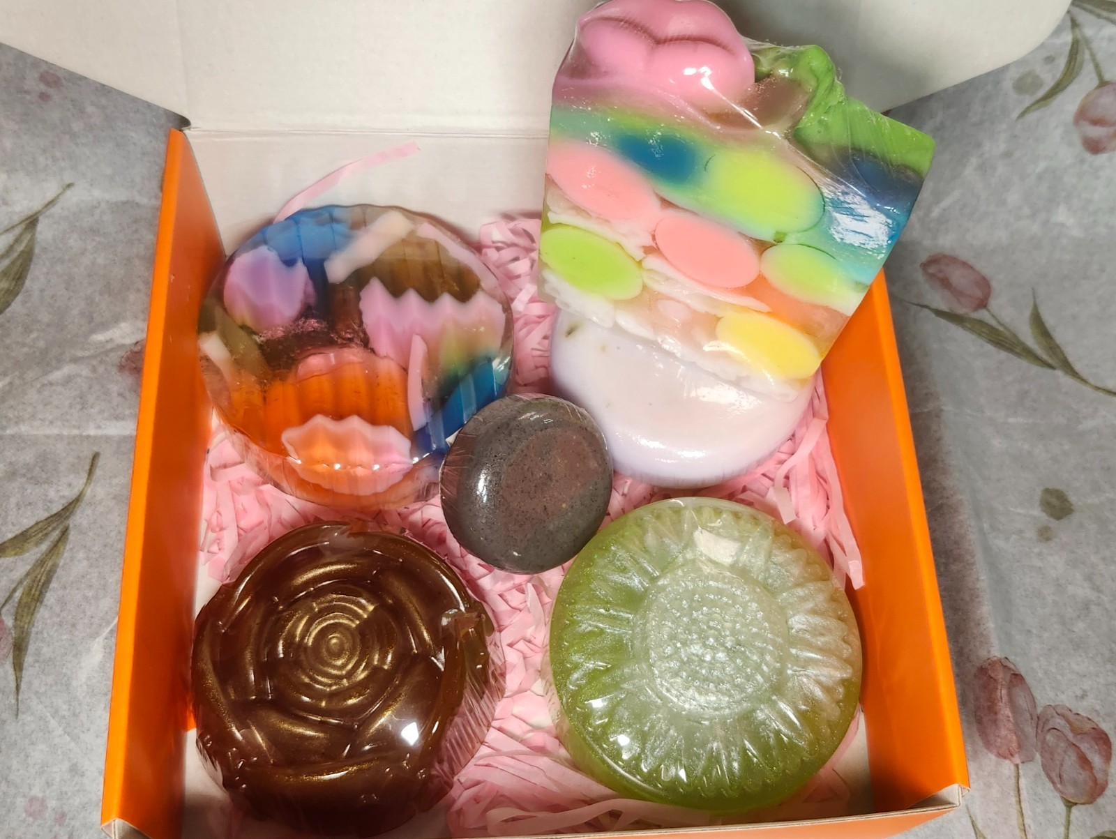 Handmade Soap Handmade Goat Milk, Tumeric, Honey, Oat, Birthday Gift Spa Set