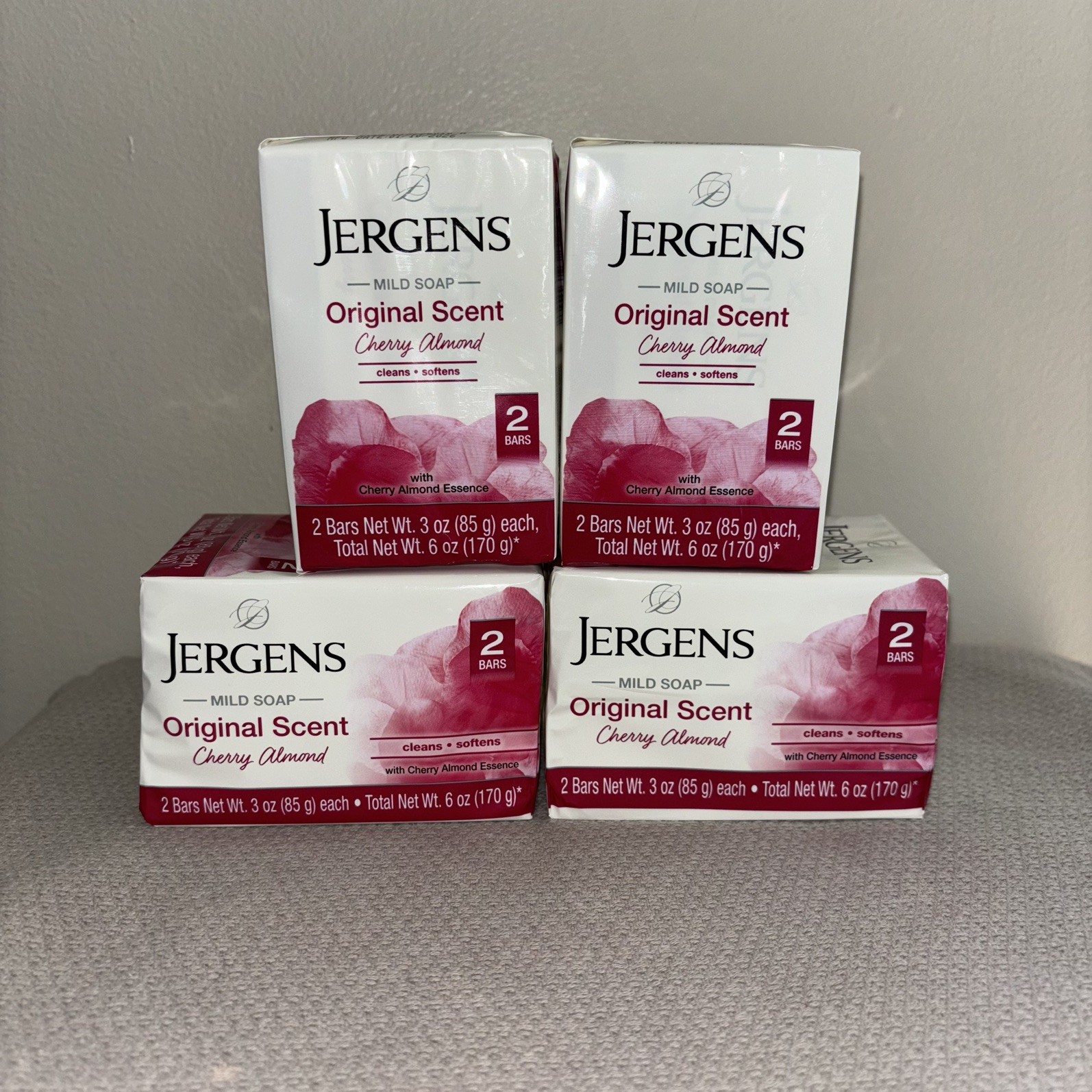 Jergens Cherry Almond Mild Soap Original Scent – 8 Bars (4x 2 Pack) – 3 Oz Each