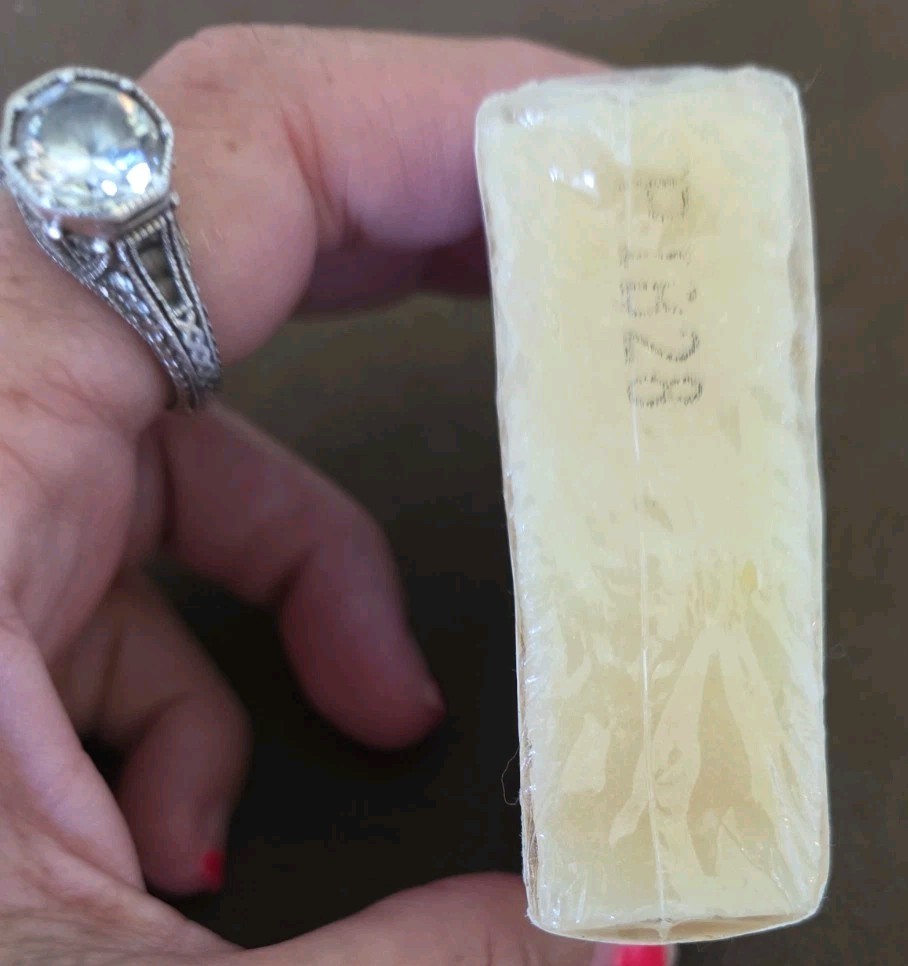 Grandma’s Natural Poison Ivy & Oak Bar Soap Hand Made & Hand Cut~ 2oz~Made in US