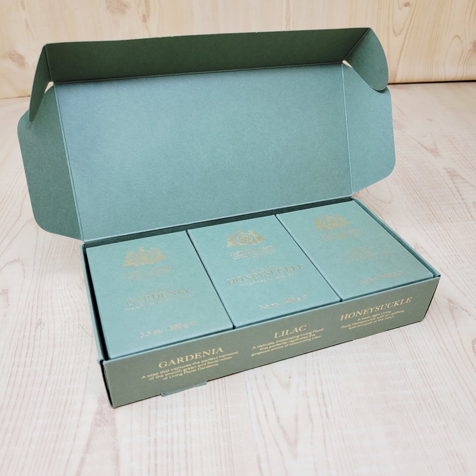 Caswell & Massey Bar Soap Trio Lilac, Gardenia & Honeysuckle – Triple Milled