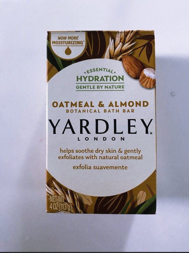 Yardley London Oatmeal & Almond Bath Soap Bar – 4.0 oz – Soothes Dry Skin