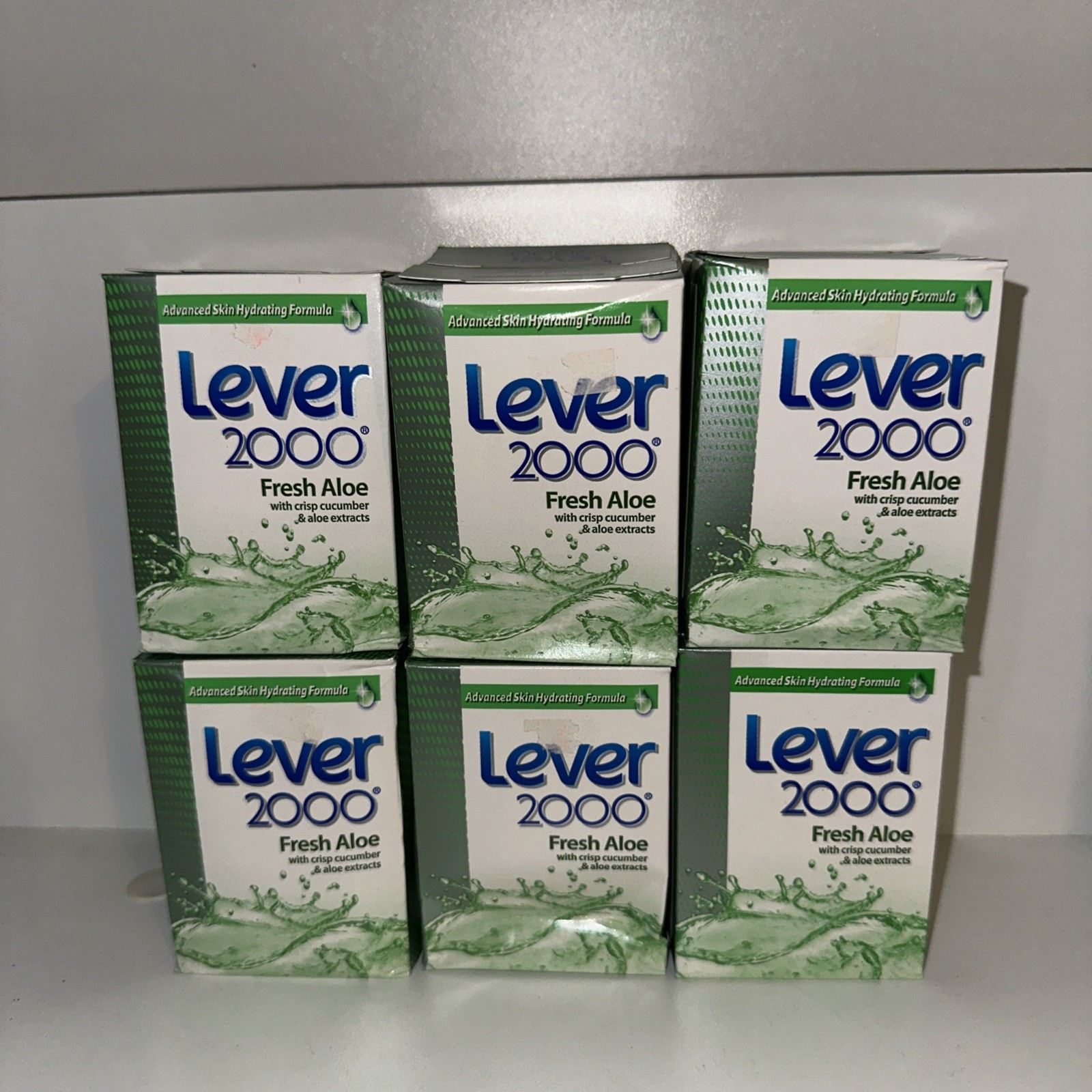 Lever 2000 Fresh Aloe Crisp Cucumber Aloe Glycerin Bar Soap, 4.5oz – 12 Bars