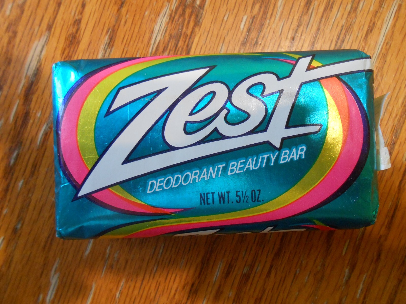 1980’s Aqua ZEST Deodorant Beauty Bar 5.5 oz Soap Bar – Metallic Wrap