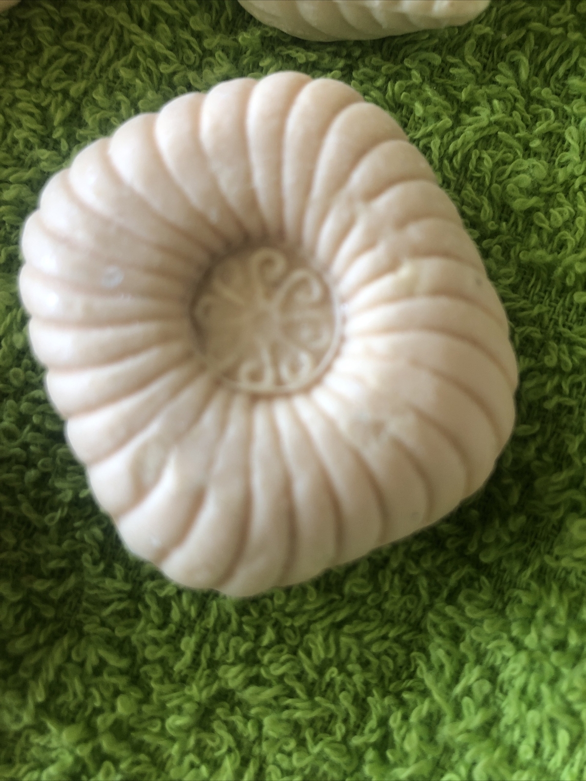 5- Vintage NOS- Decorative Display Soap-Guest Bath-Shell-flower