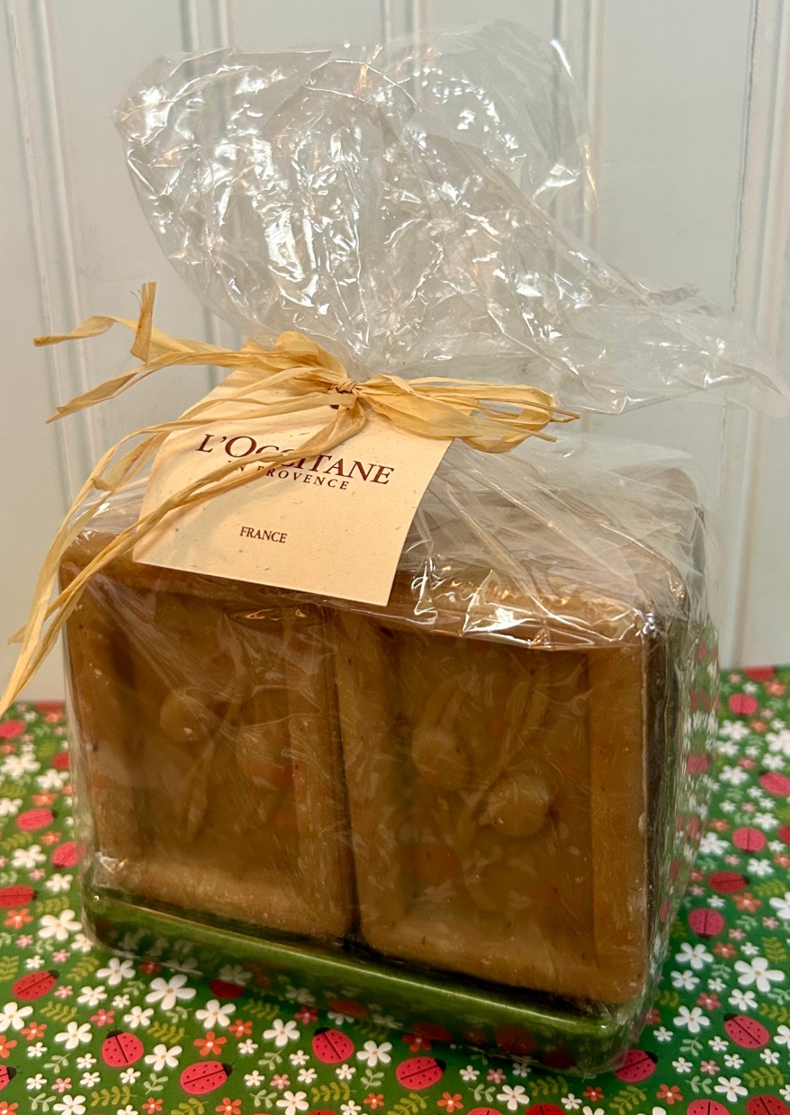 L’Occitane (4) OLIVE TREE LEAVES BAR SOAP + GREEN SOAP DISH SET 5.3 oz EA