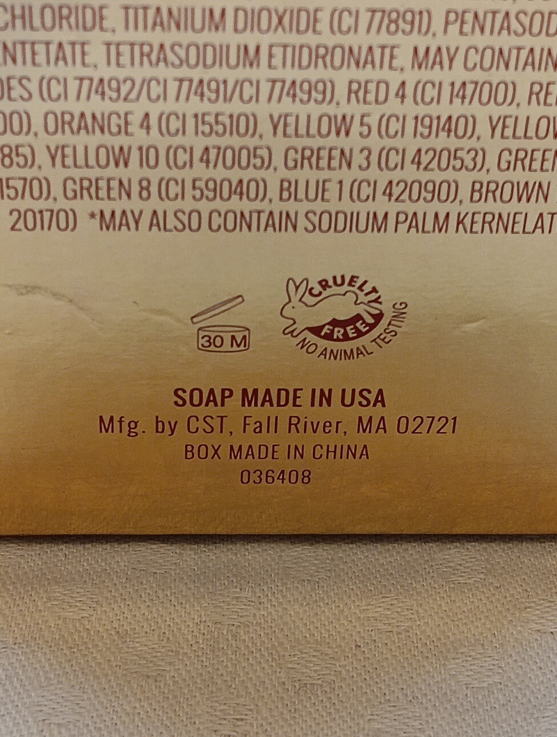 Vintage Honey Almond Scented Bath Soap In Christmas Box! USA Large 10 oz.