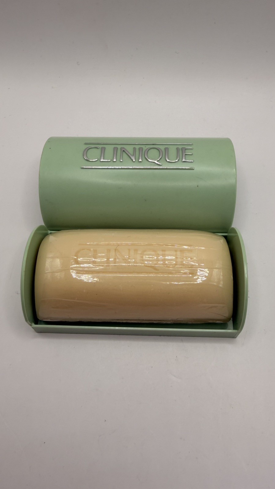 Clinique Mild Facial Soap Cleanser Bar Green Holder Dish Case 1.5oz
