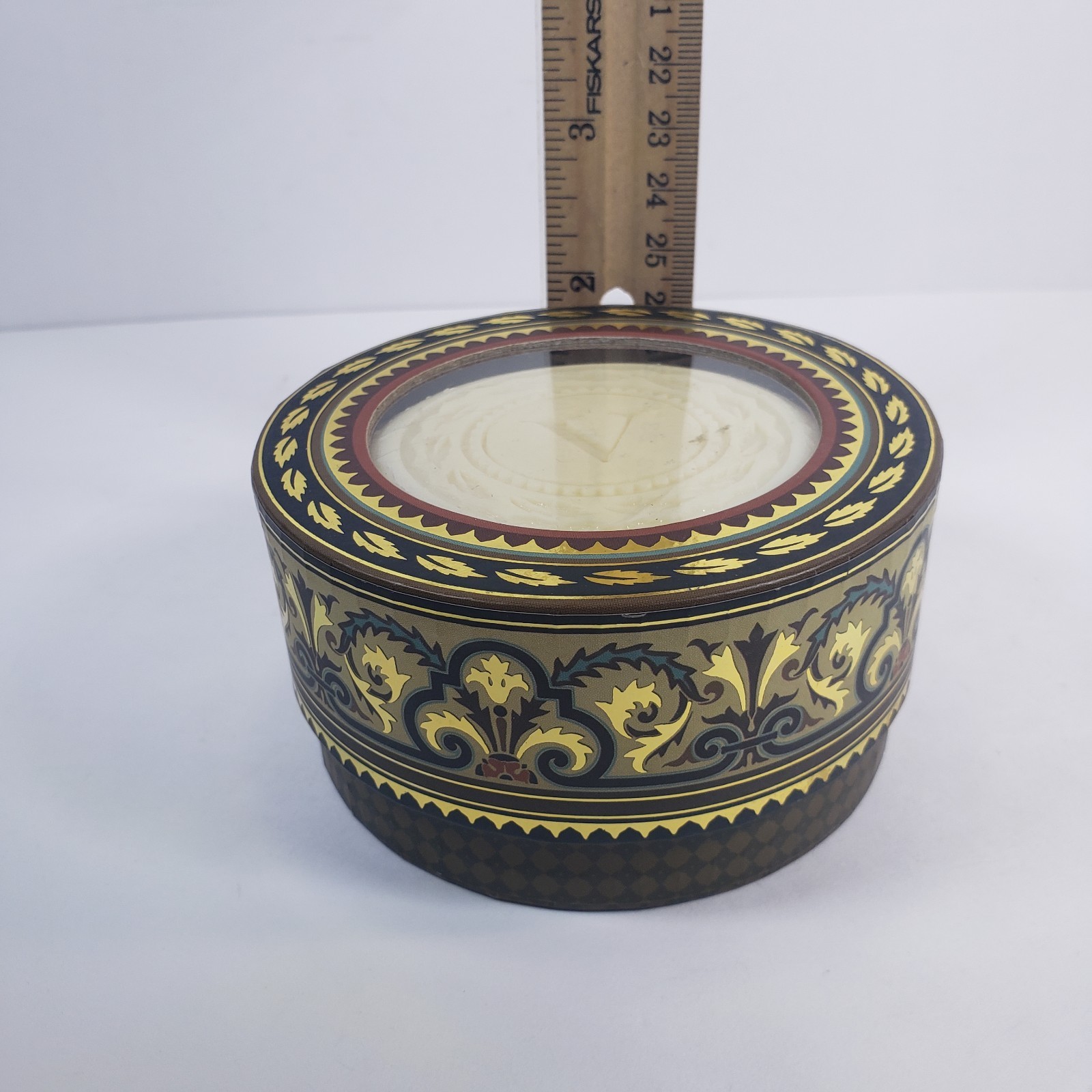 Punch Studio 5oz Lemon Verbena Monogram V Soap With Antique Designer Round Box