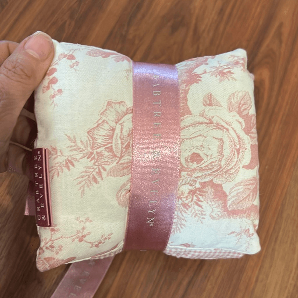 NEW Crabtree & Evelyn pink and purple pillow sachets gingham floral