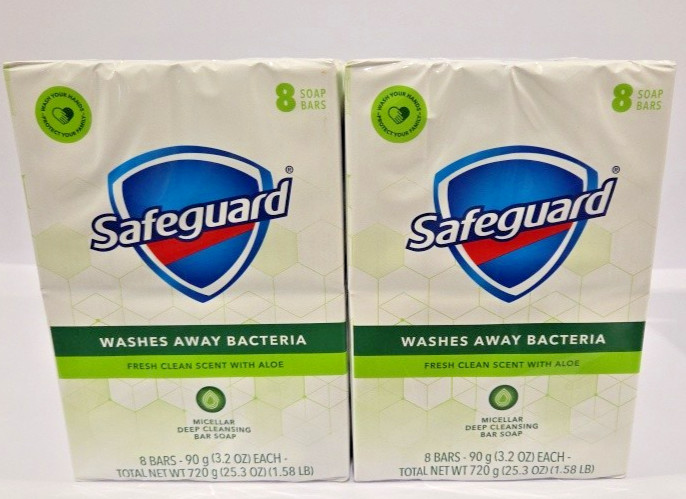 4 Packs of 8 Bars Of Safeguard Fresh Scent With Aloe Bars Of Soap.