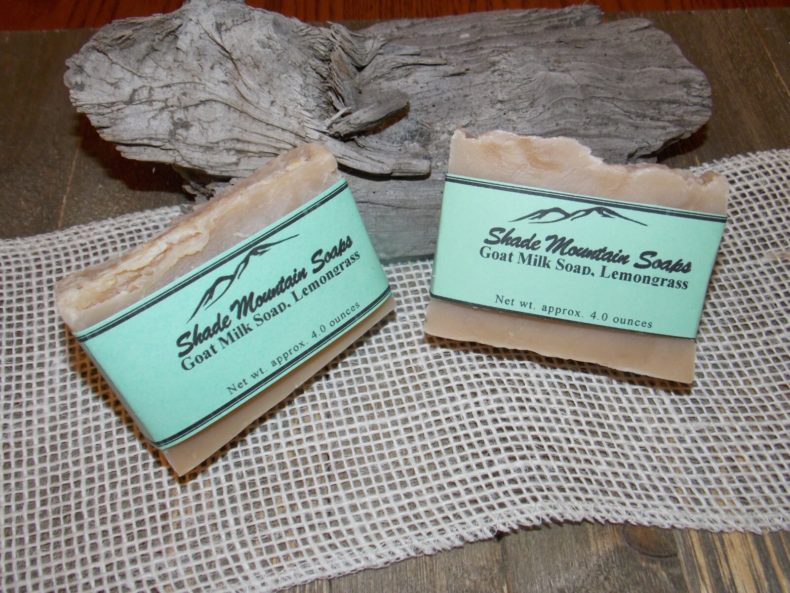 Goat Milk Soap Homemade / Handmade Moisturizing – 4 oz bar – Lemongrass
