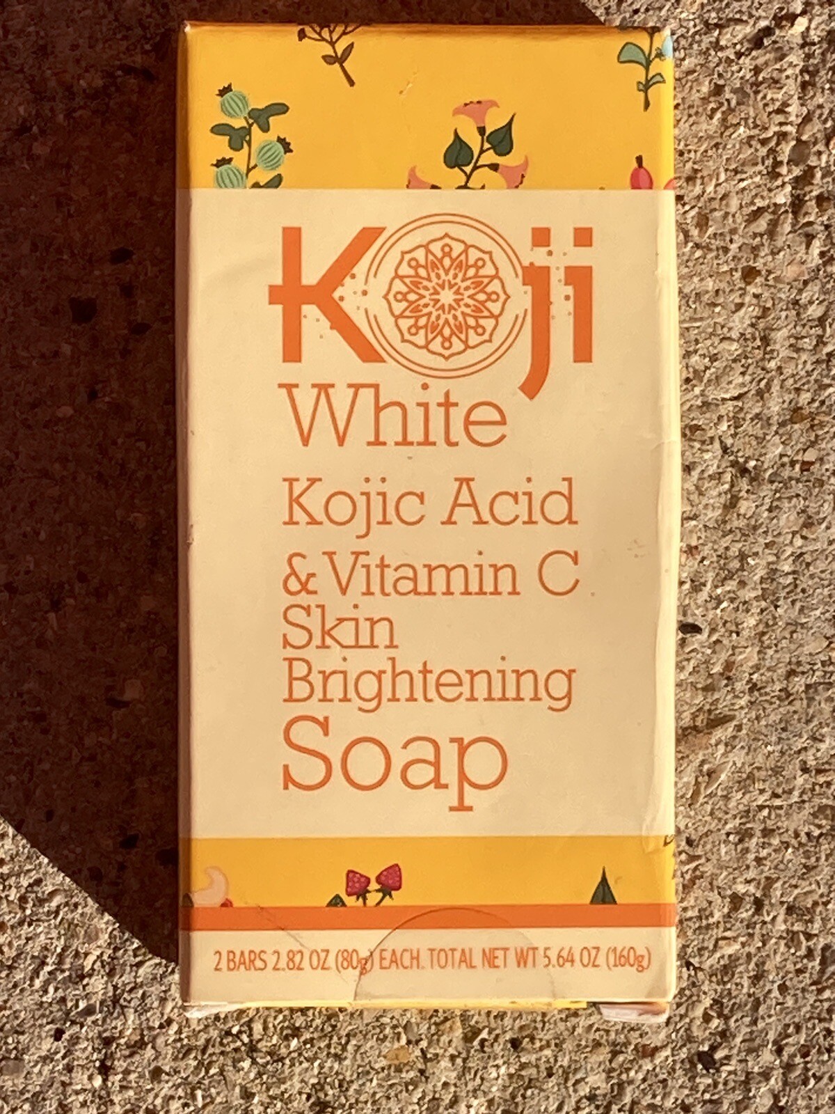 Koji White Kojic Acid & Vitamin C Skin Brightening Soap, 1 bar 2.82 oz