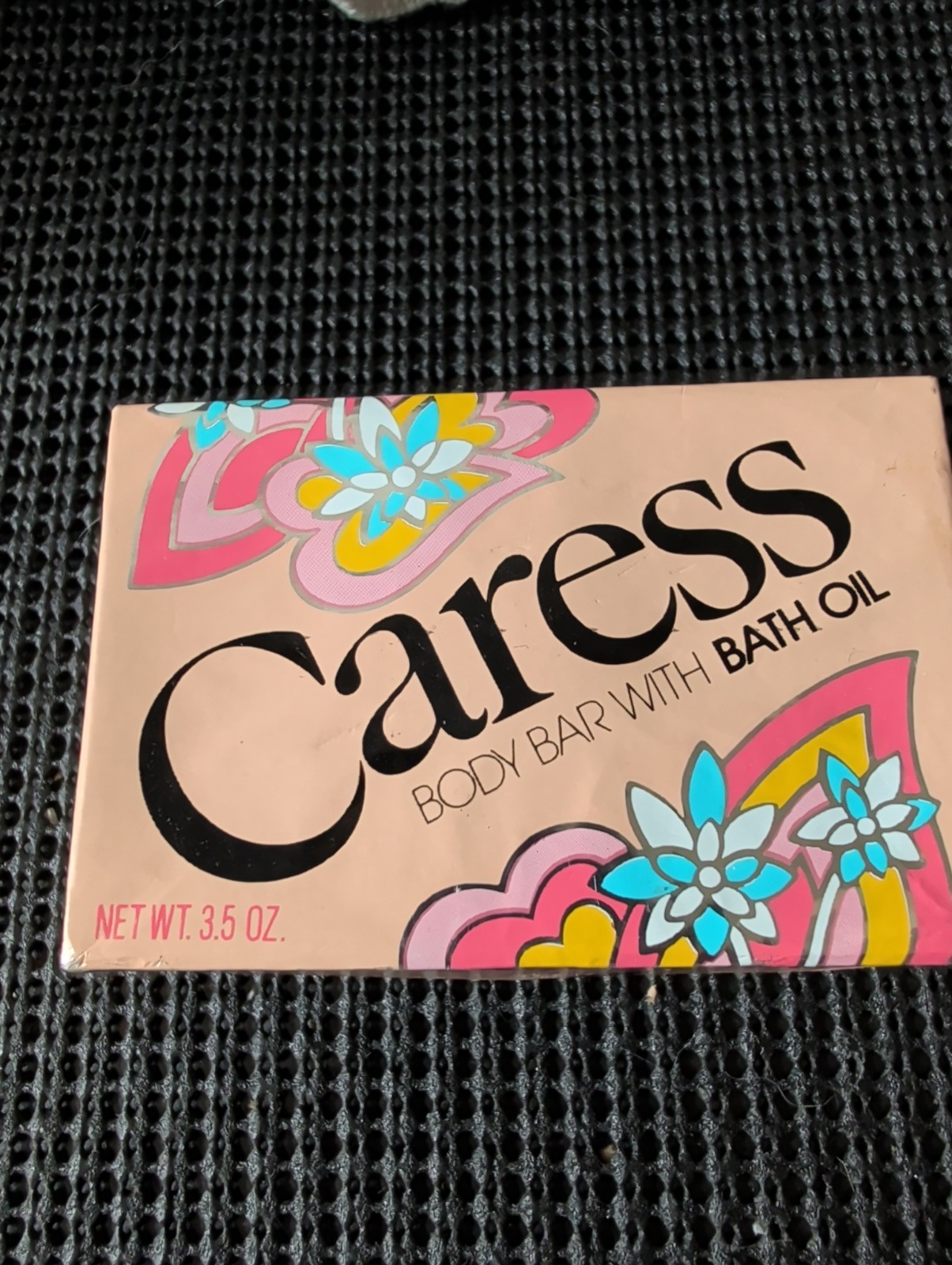 Vintage Caress Body Bar with Bath Oil 3.5 Oz Peach Soap