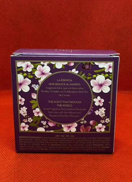 Maja Soap Plum Blosson 3.5 oz each