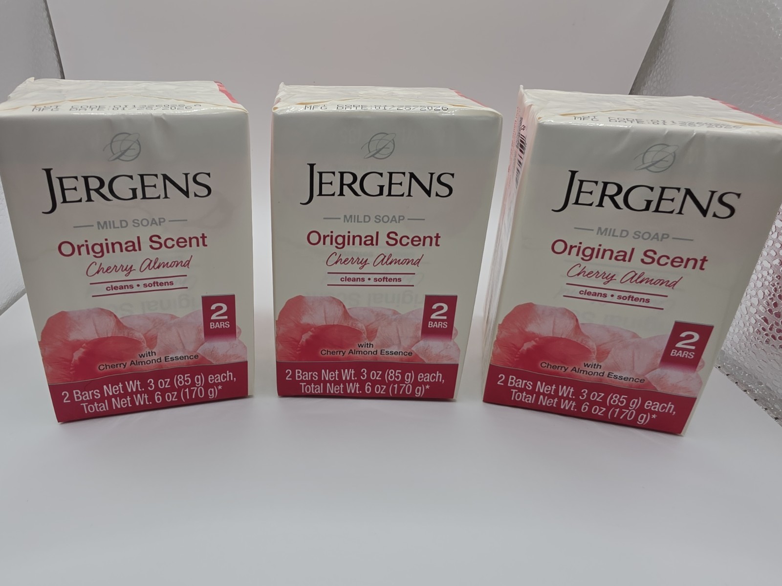 3 pack of Jergens Cherry Almond Mild Soap Original Scent – 8 Bars – 3 Oz Each