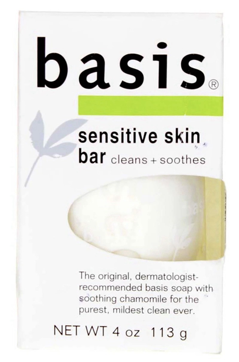 Basis Sensitive Skin Soap Bar, with Chamomile & Aloe Vera, Calms & Soothes, 4 oz