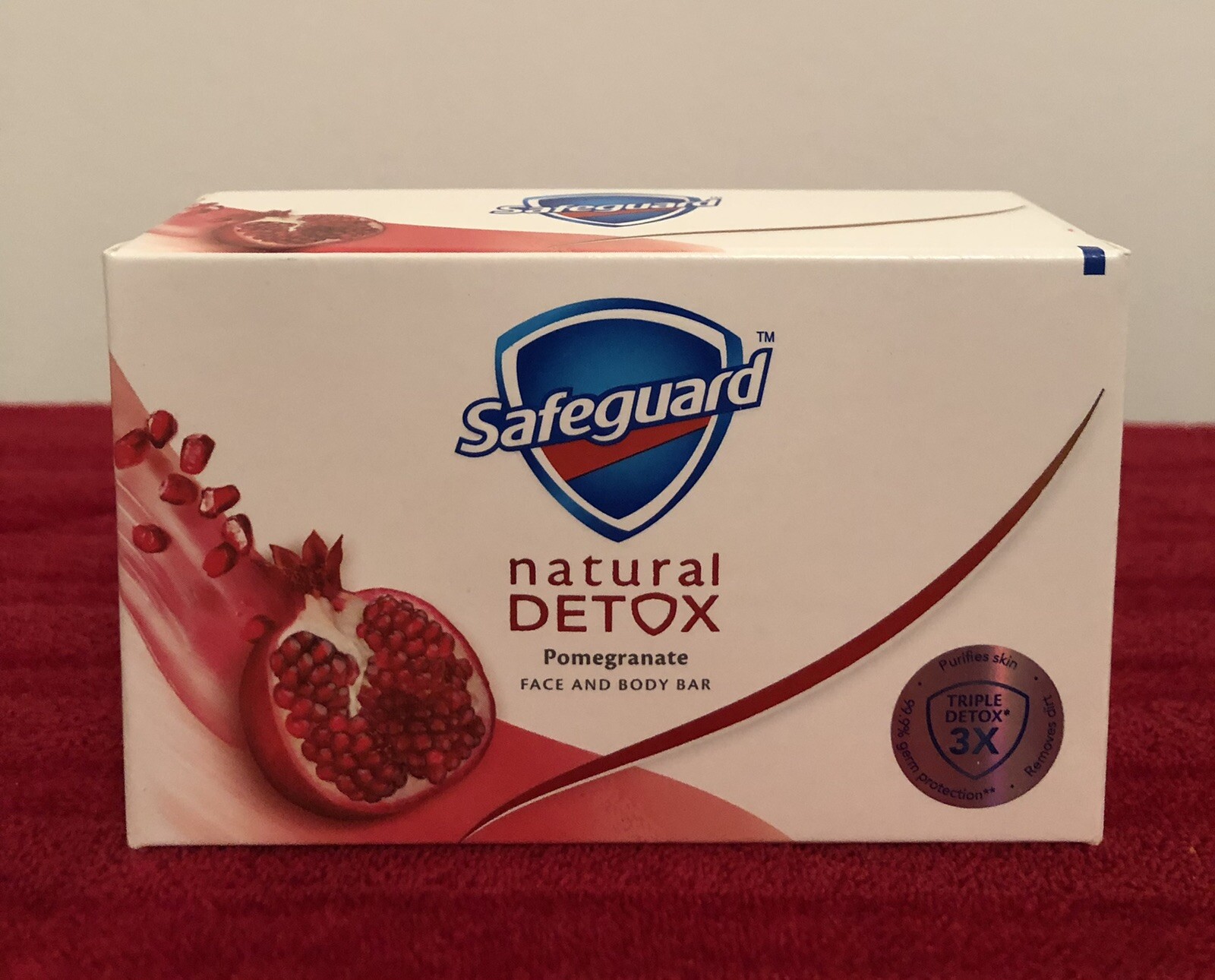 1- Safeguard Natural Detox Soap 108g Pomegranate