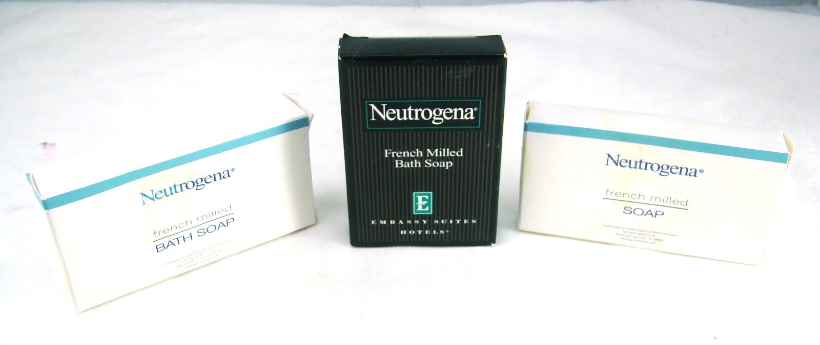 Neutrogena Lot of 3 Soap Bars, total weight 3.7 oz NEW NIB