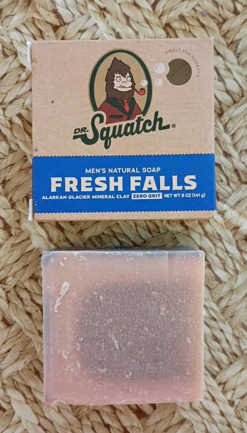 NEW! Dr Squatch FRESH FALLS Natural Bar Soap Mineral Clay Zero Grit 5 oz