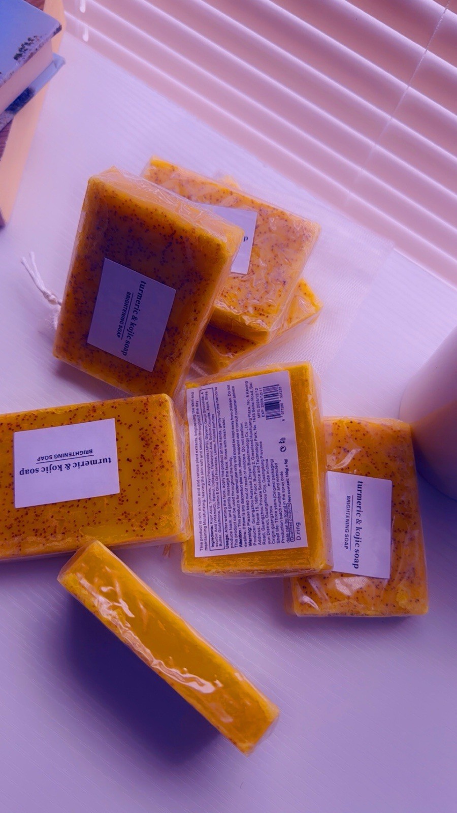 7 bar Turmeric & Kojic Brightening Soap Bar Speckled Rectangular Multipack 100g