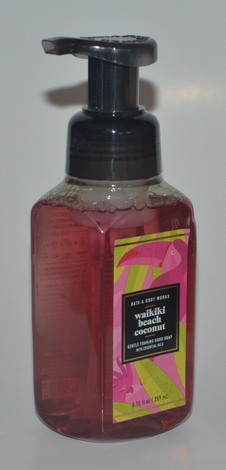 1 BATH & BODY WORKS WAIKIKI BEACH COCONUT GENTLE FOAMING HAND SOAP WASH 8.75 OZ