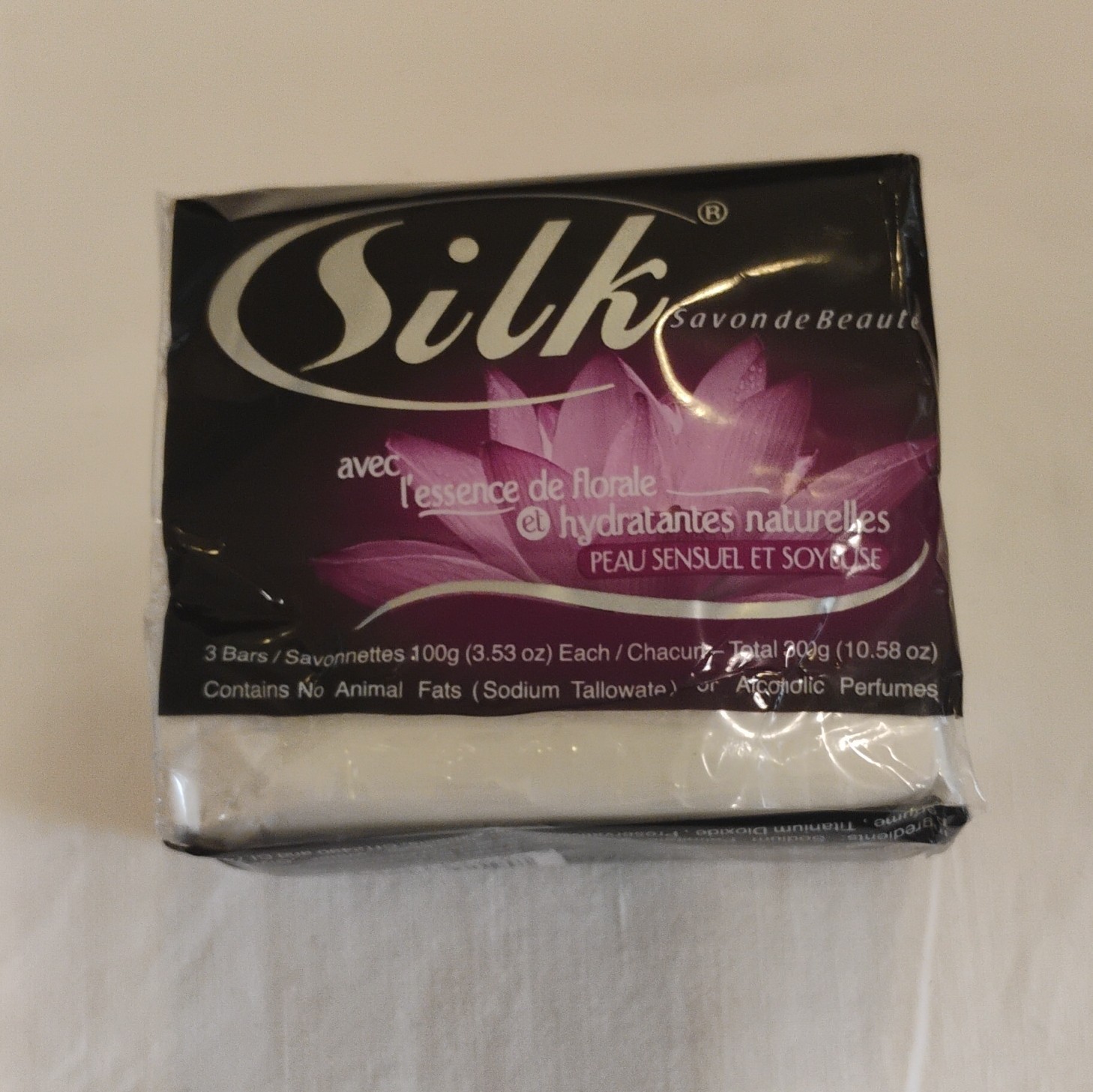 Silk Beauty Bar Floral Moisturizing Soap, 3 Bars, 3 x 100g (10.58oz)