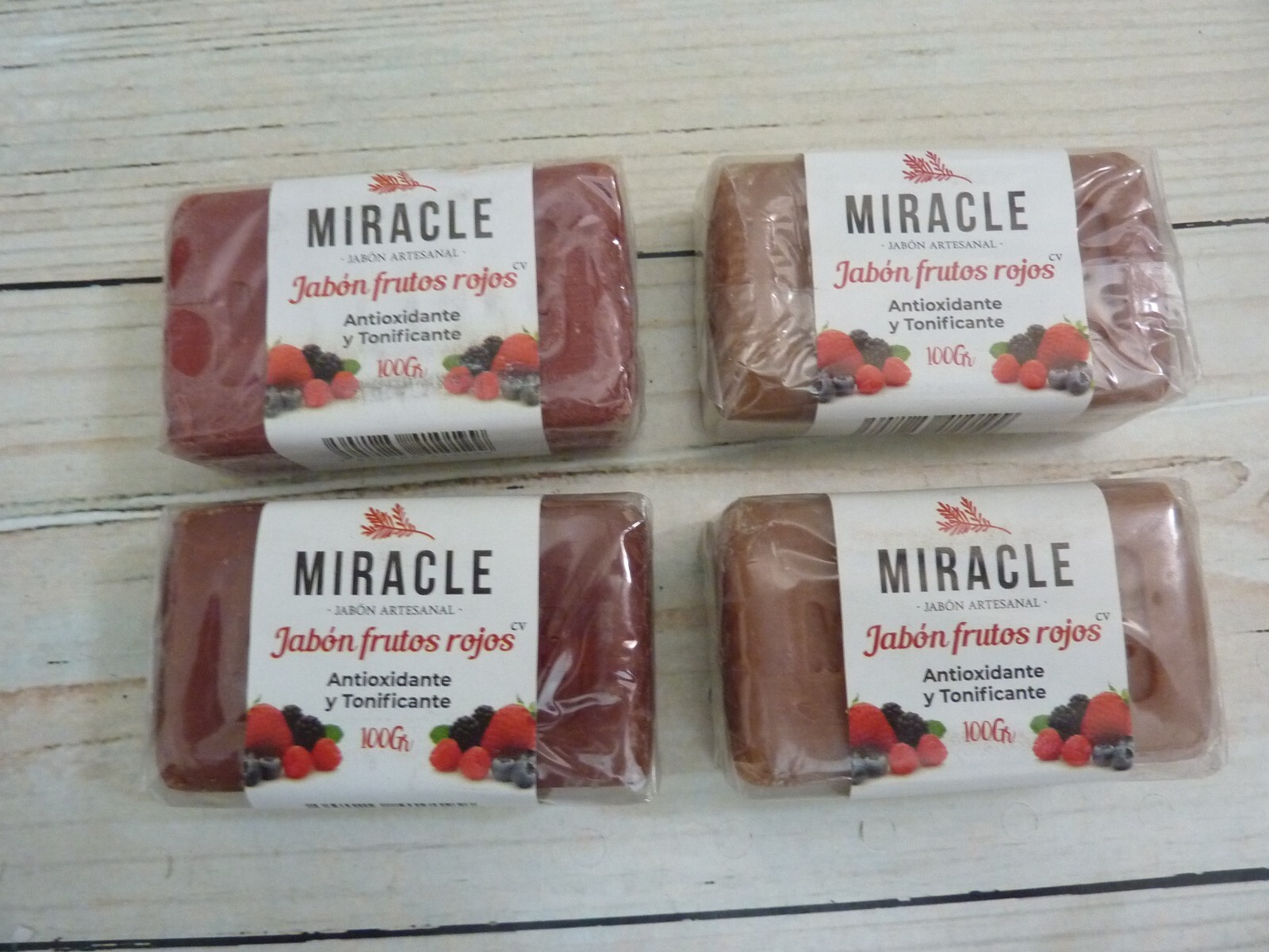 Jabon de Frutos Rojos – Artesanal – Antioxidante y Tonificante – 100gr. 4 Pack