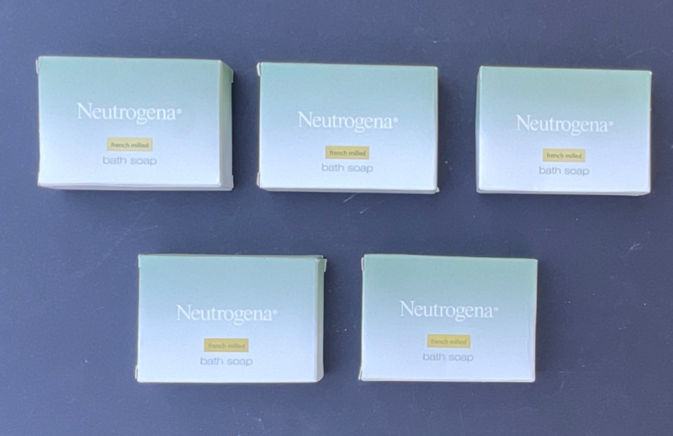 Neutrogena French Milled Rectangular Bath Soap Lot of 5, Light Green/White great