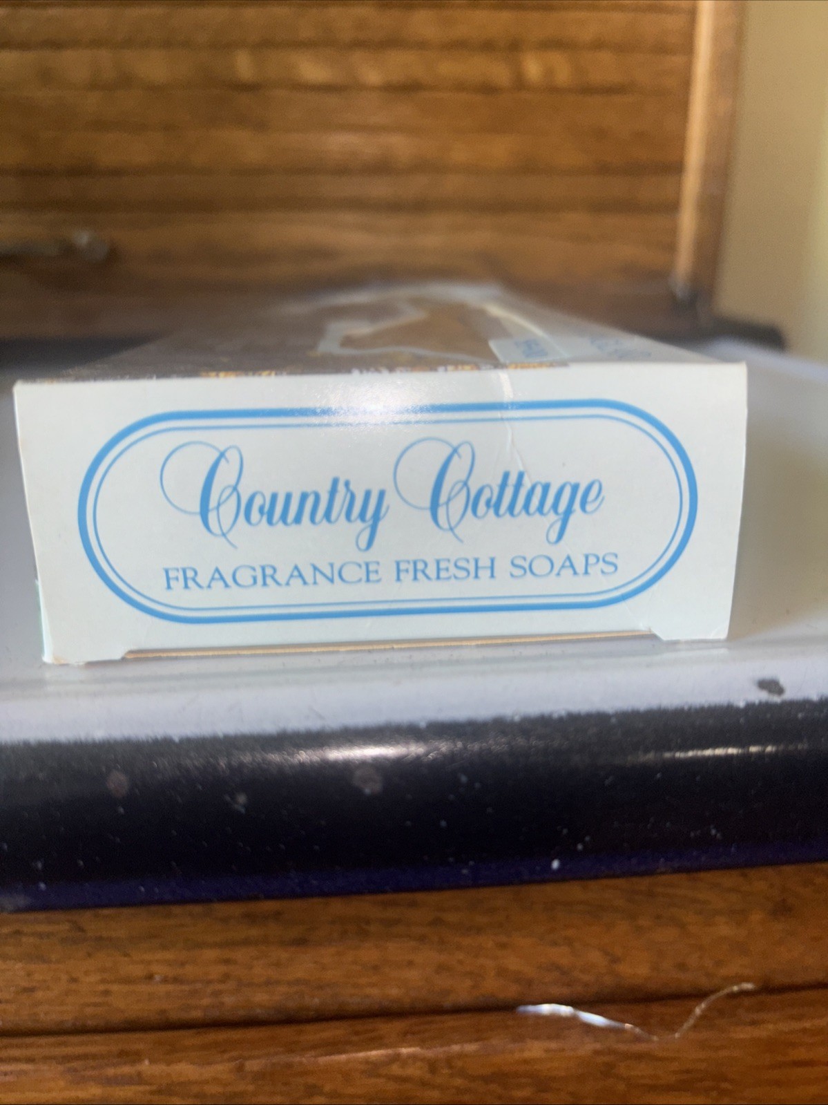 Vtg. Country Cottage Vintage Fragrance Fresh Soaps From England Handmilled NOS
