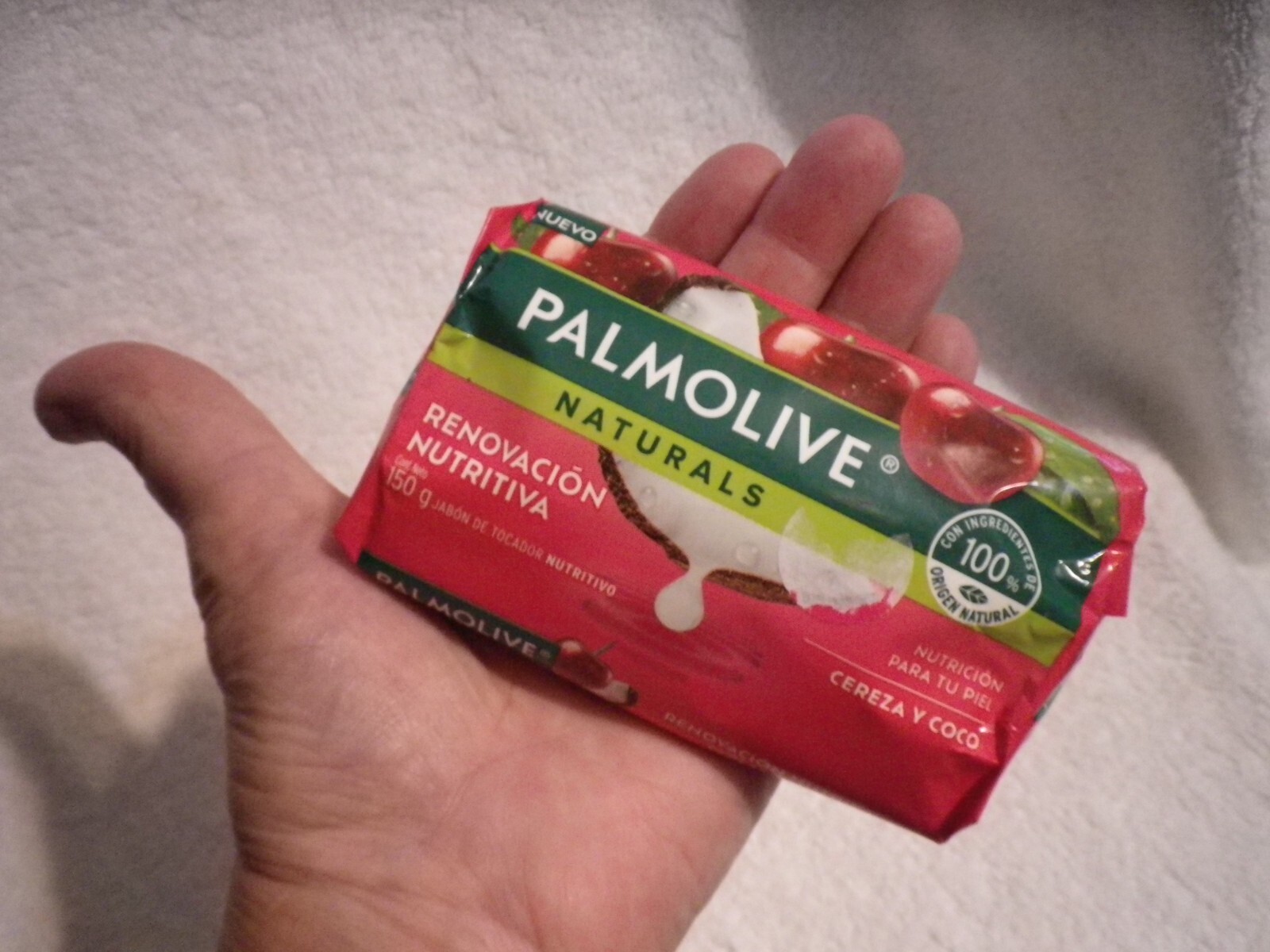 PALMOLIVE NATURALS RENOVACION NUTRITIVA CEREZA Y COCO CHERRY & COCONUT SOAP BAR