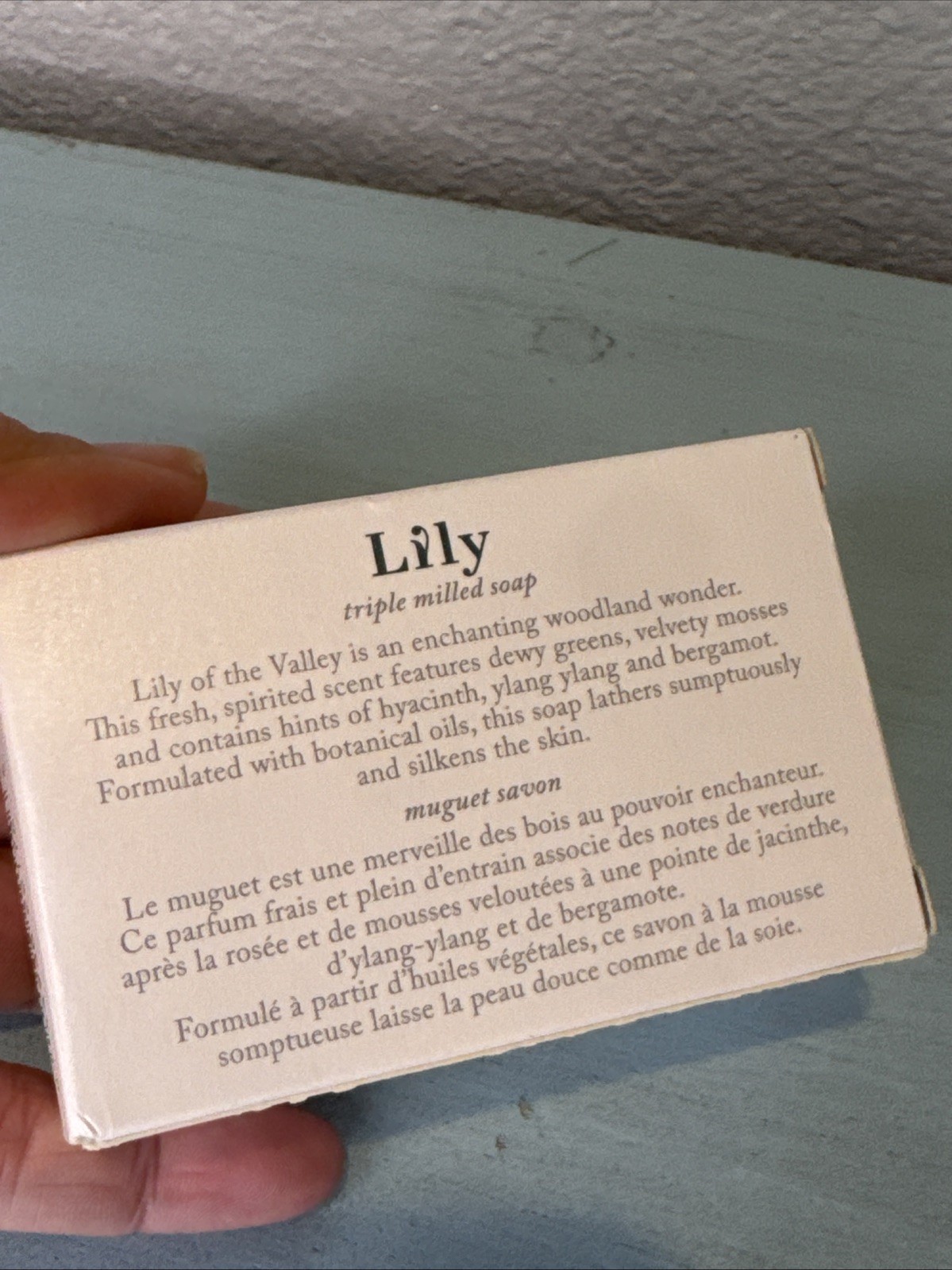 Crabtree & Evelyn LILY Hydrating Single Soap Bar Triple Milled 3.0 oz. (85g) USA