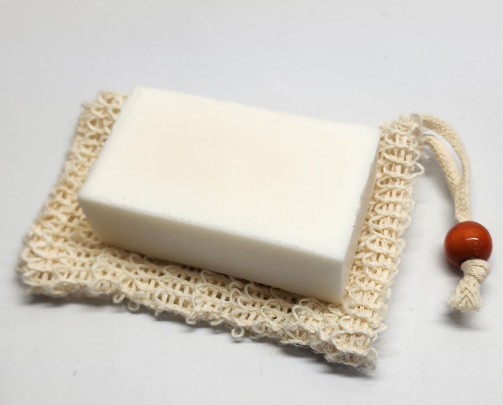 Grass-Fed Tallow soap Unscented with natural Sisal Loofah 4.5oz