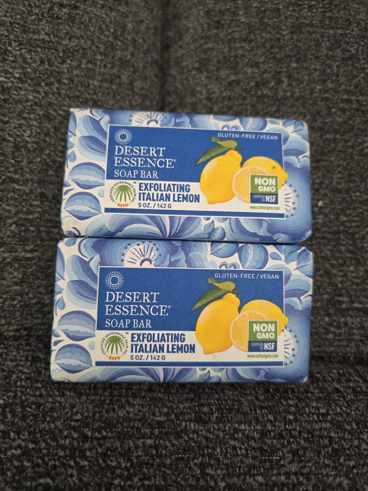 2 DESERT ESSENCE LEMONGRASS SOAP BAR 5 OZ (CO83)
