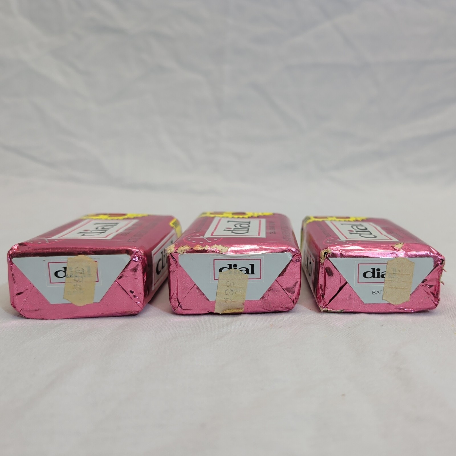 Lot of 3 Dial Bath Size Deodorant Beauty Bar Soap 5 OZ Vintage NOS Pink