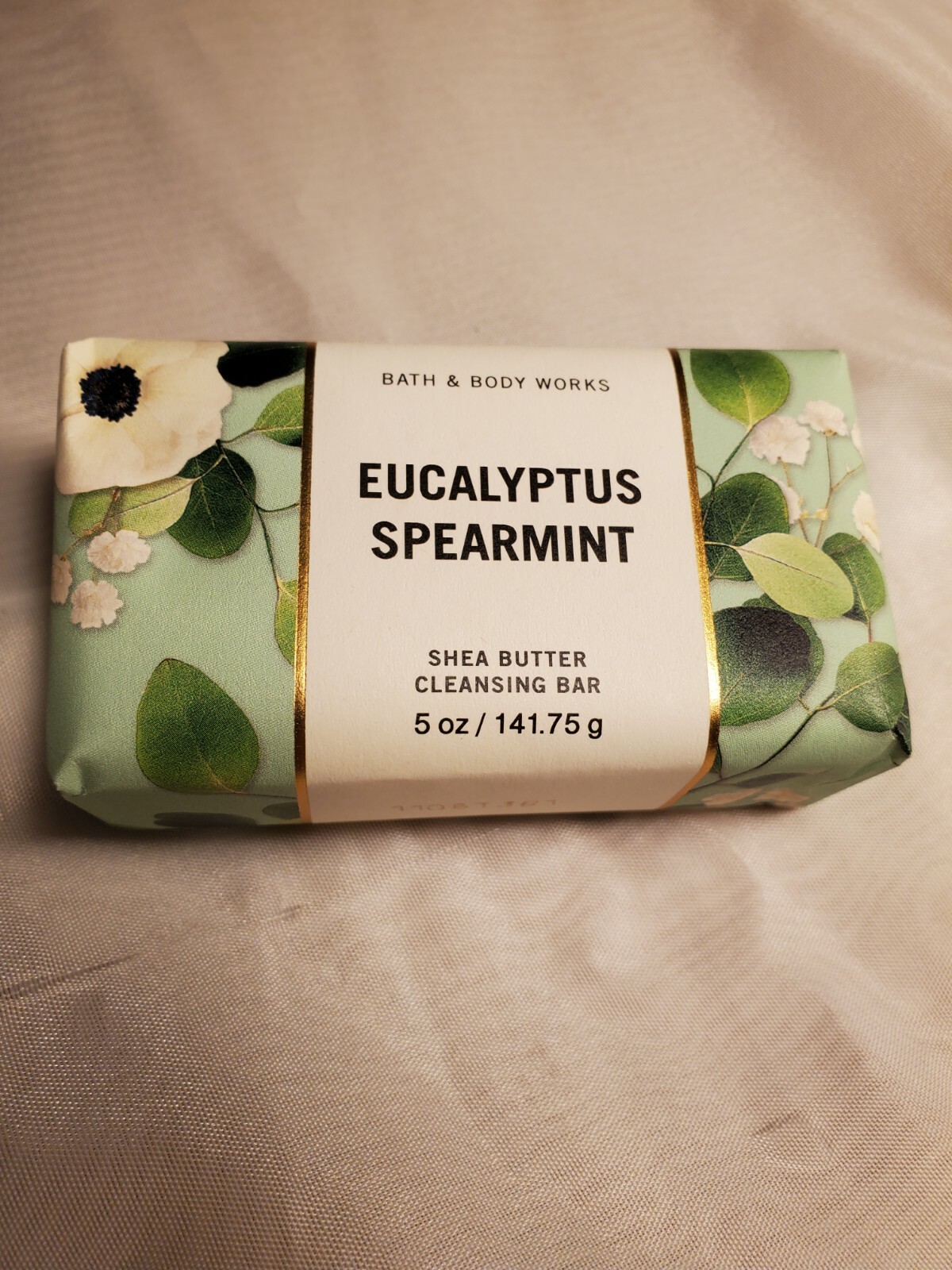 BATH & BODY WORKS Shea Butter eucalyptus spearmint Cleansing Bar 5oz –