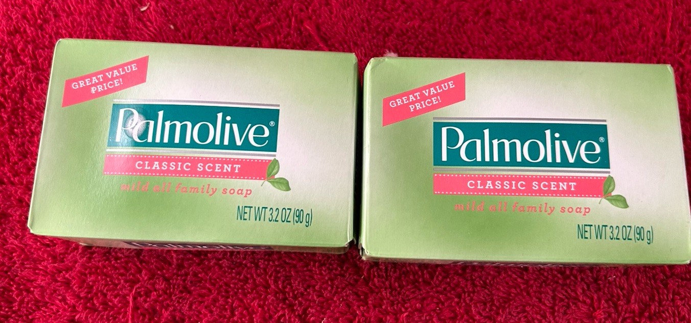 2 Bar Palmolive Bath Bar Soap Classic Scent 3.2 oz / bar Mild All Family Soap