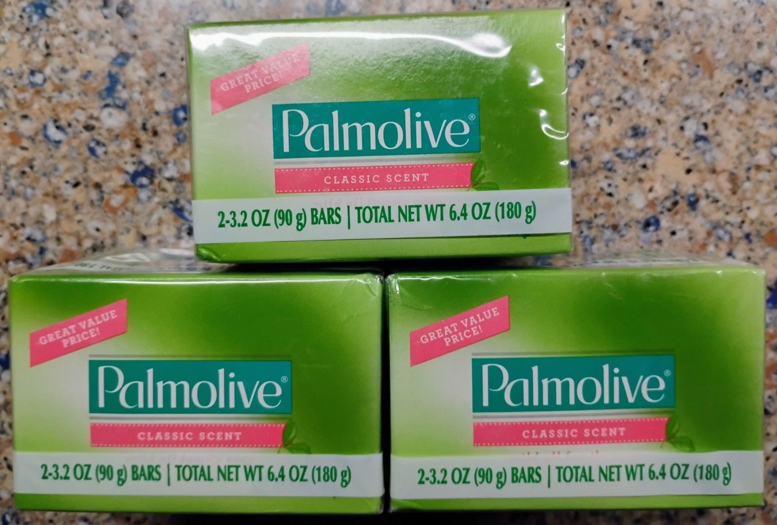 (Qty 6) Palmolive Classic Scent Soap 3.2 oz Bars Sealed Mild All Family Soap