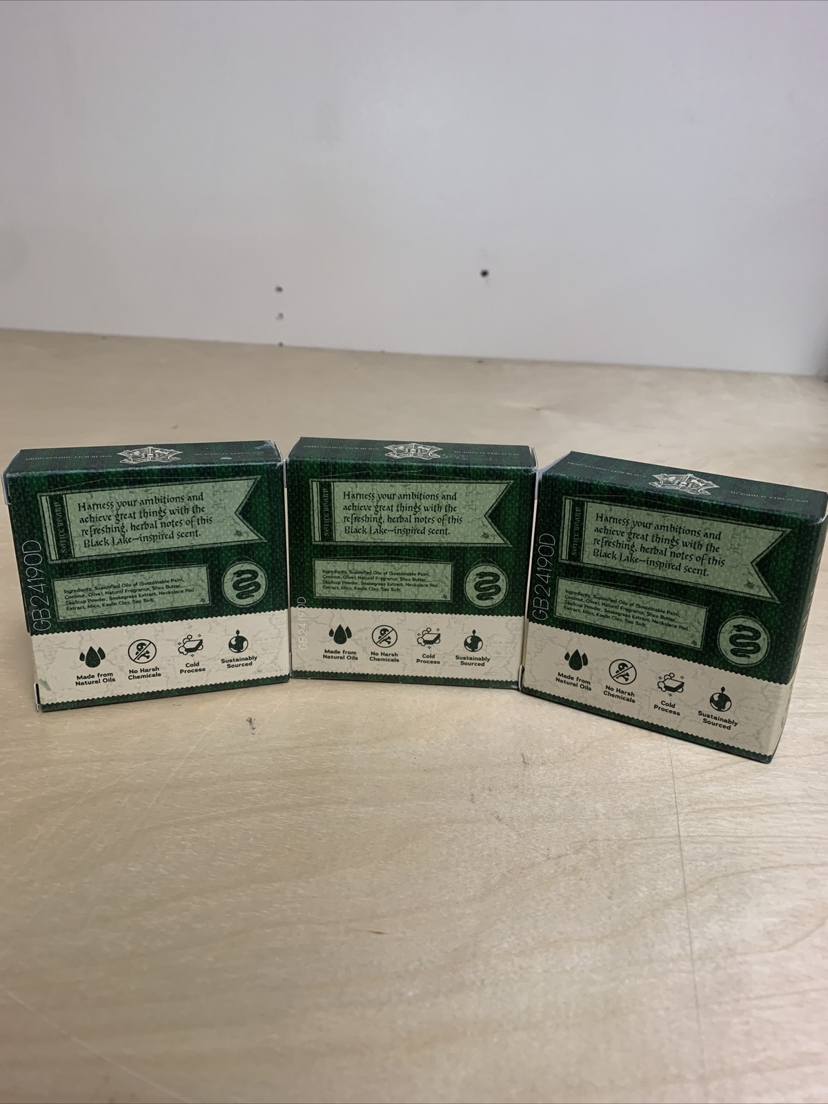 Dr Squatch HARRY POTTER Slytherin House “Suds Of The Sly” Natural Bar Soap – 3pk