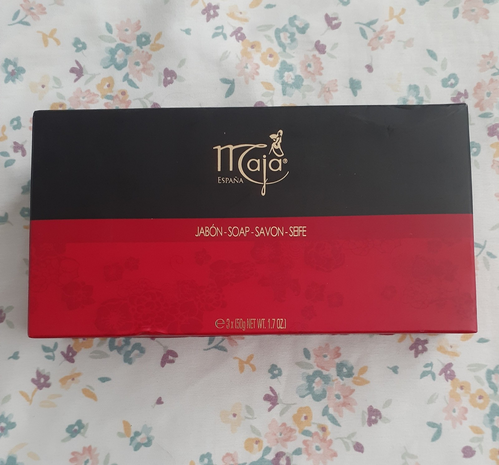 Maja Bath Soap Box 3x50g each in a Classic Maja Soap Gift Box Jabon Maja Clasico