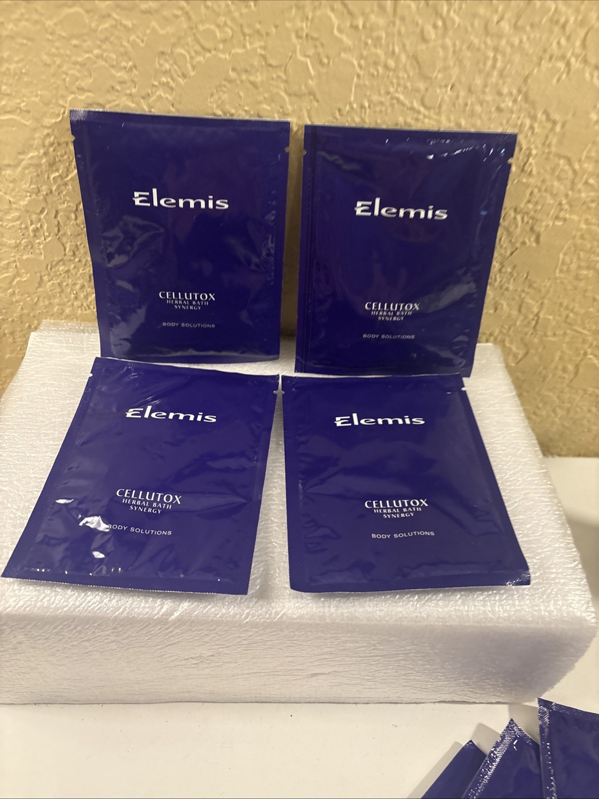 ELEMIS Cellutox Herbal Bath Synergy 4 Packs Sachets Cleansing Sealed (o10