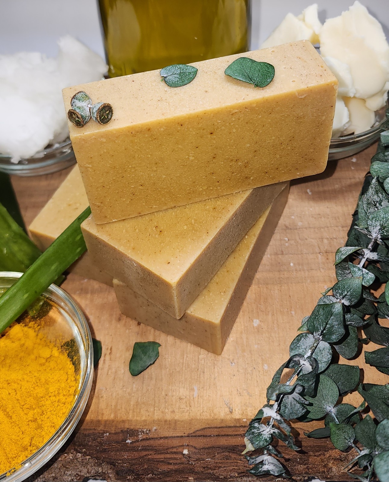 6 Aloe Vera Turmeric Soap Bars with Eucalyptus Shea Butter Kaolin Clay (4.8 oz)
