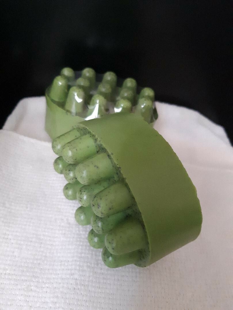 Avocado Oil + Green Tea Natural Handmade soap for dry /chapped skin 5 oz