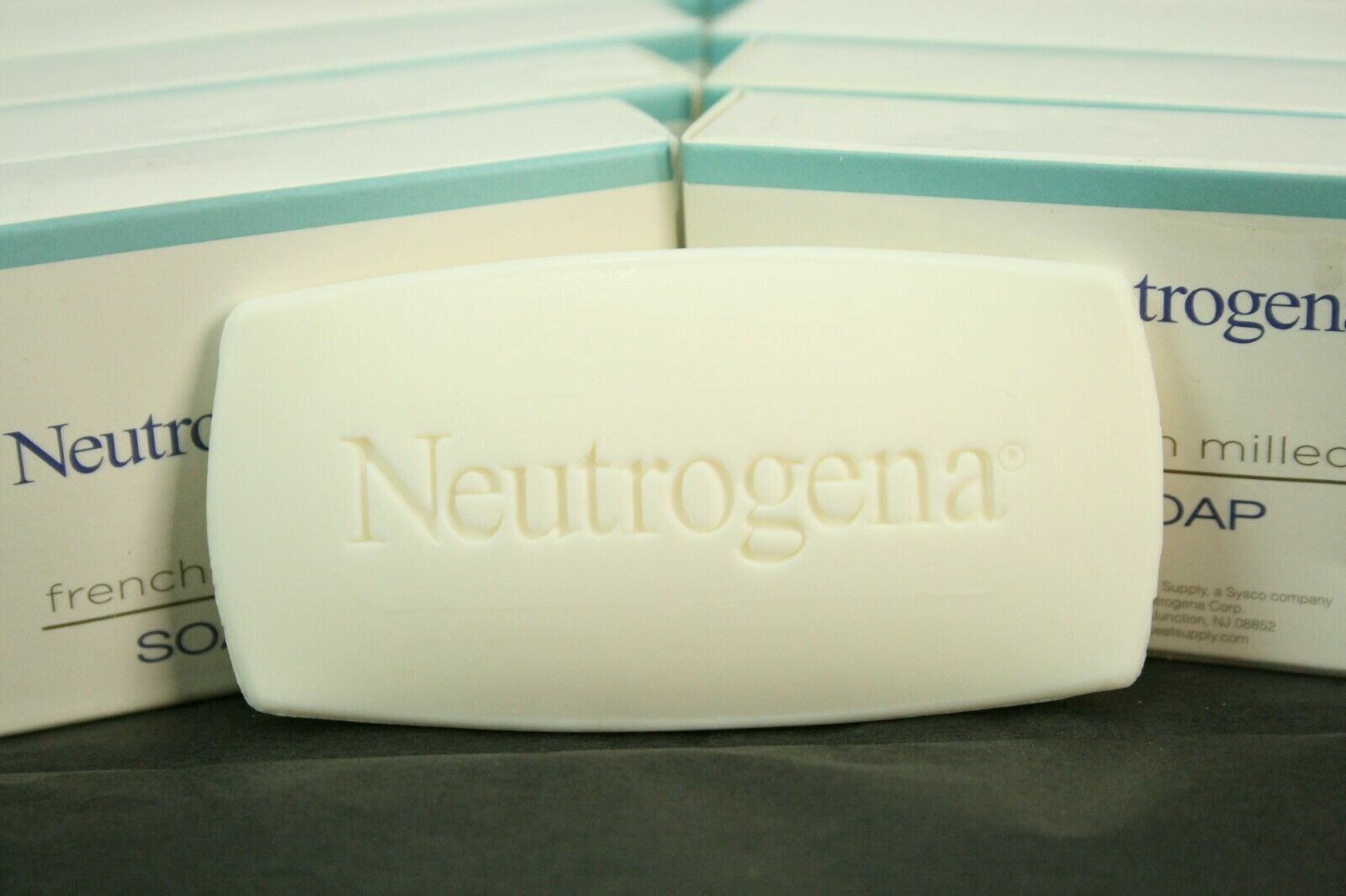 Neutrogena French Milled Soap Lot of 12 Travel Size Hilton Hotel New 1 oz
