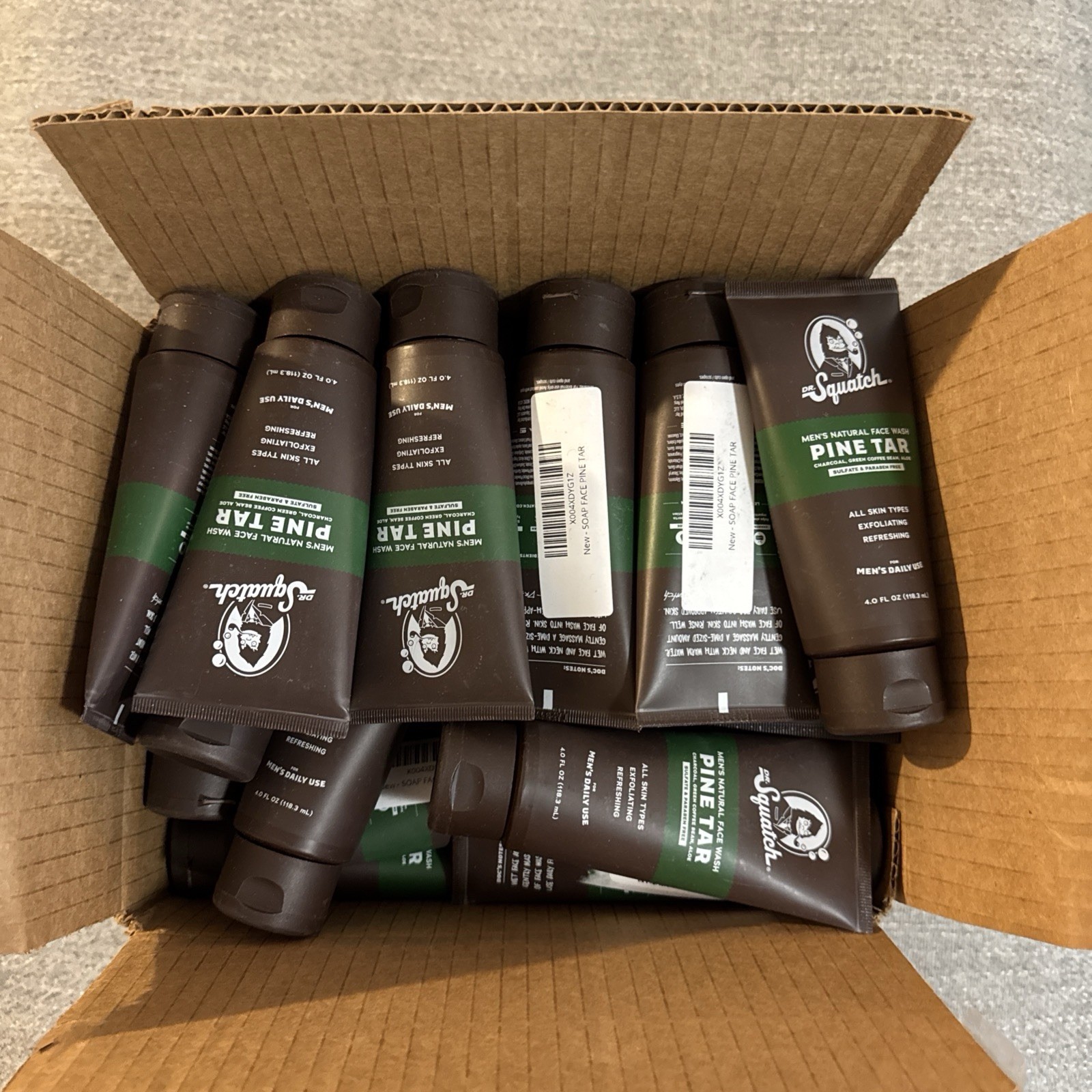 Dr Squatch Men’s Natural Face Wash, Pine Tar Charcoal, Aloe. 4.0 FL OZ (2 Pack)